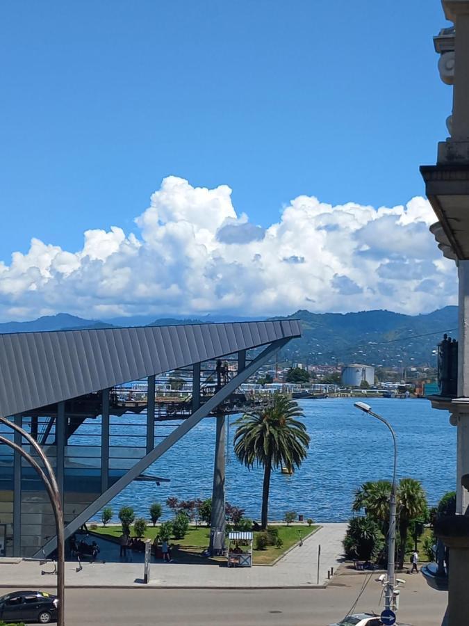 Apartment 2 Minutes From The Sea Batumi Exteriör bild