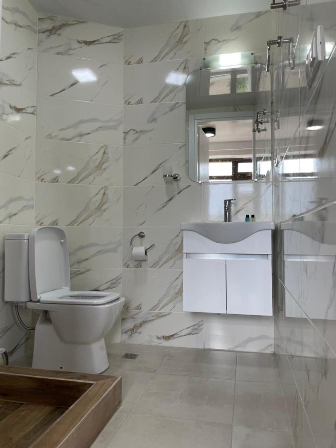 Apartment 2 Minutes From The Sea Batumi Exteriör bild